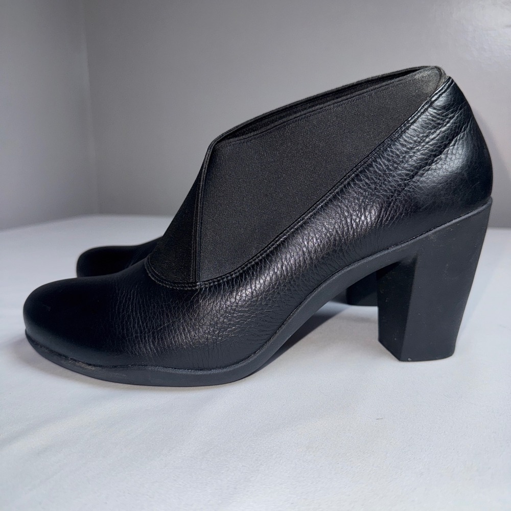 Clarks Artisan Black Leather Elastic Gore Shooties Block Heel Adya Luna US 9